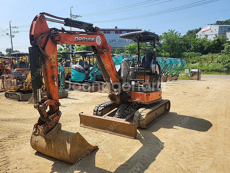 중고미니굴삭기 2016년식 히타치 3톤 버켓3종 농장용 판매--1